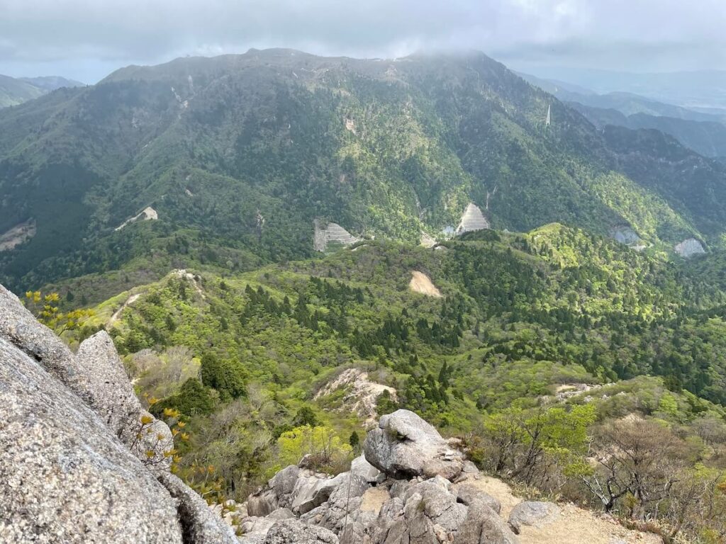 鎌ヶ岳山頂からの眺め