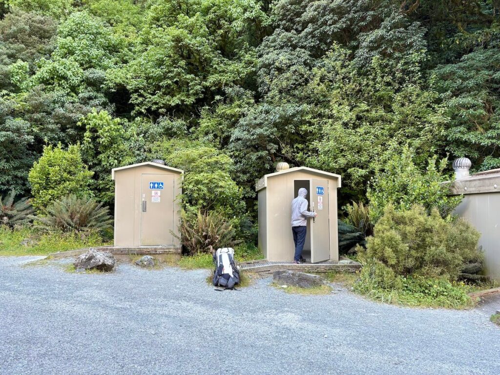 Routeburn Track_ディバイドトイレ
