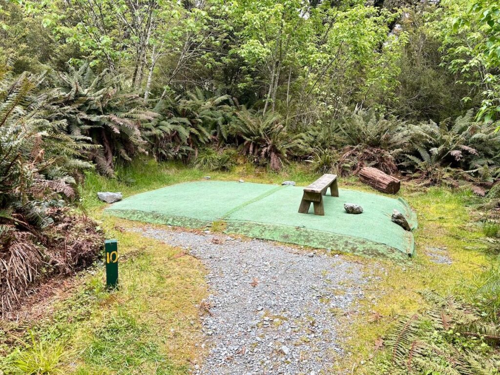 Routeburn Track_レクマッケンジーキャンプ場3