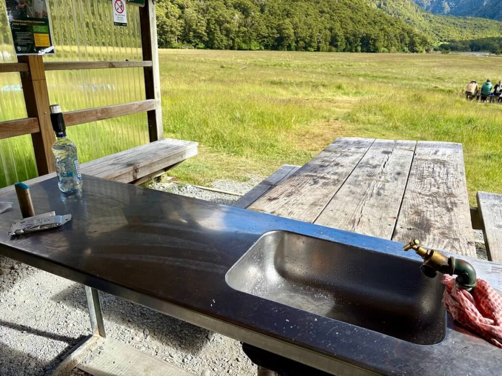 Routeburn Track_ルートバーンフラッツキャンプ場